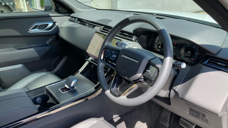 Land Rover Range Rover Velar 2.0 D200 MHEV Dynamic SE 5dr Auto Diesel Estate